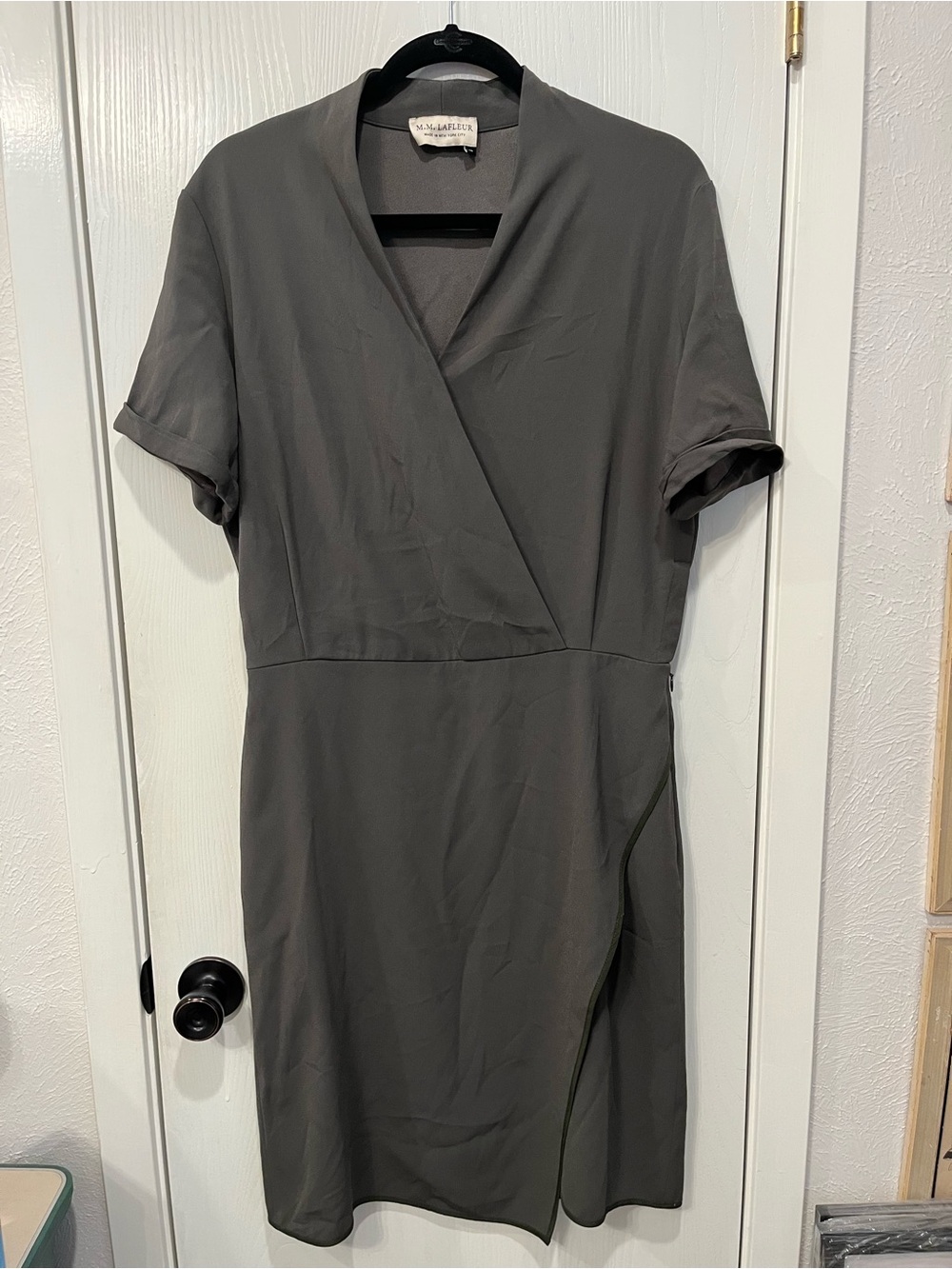 MM LaFleur Career Olive Green Dress V-Neck Tory Short Sleeve Faux Wrap Size 10
